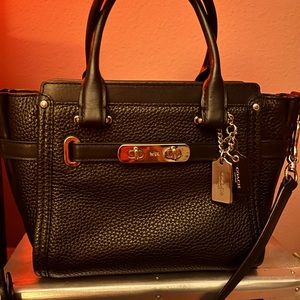 Swagger 27 pebble leather bag